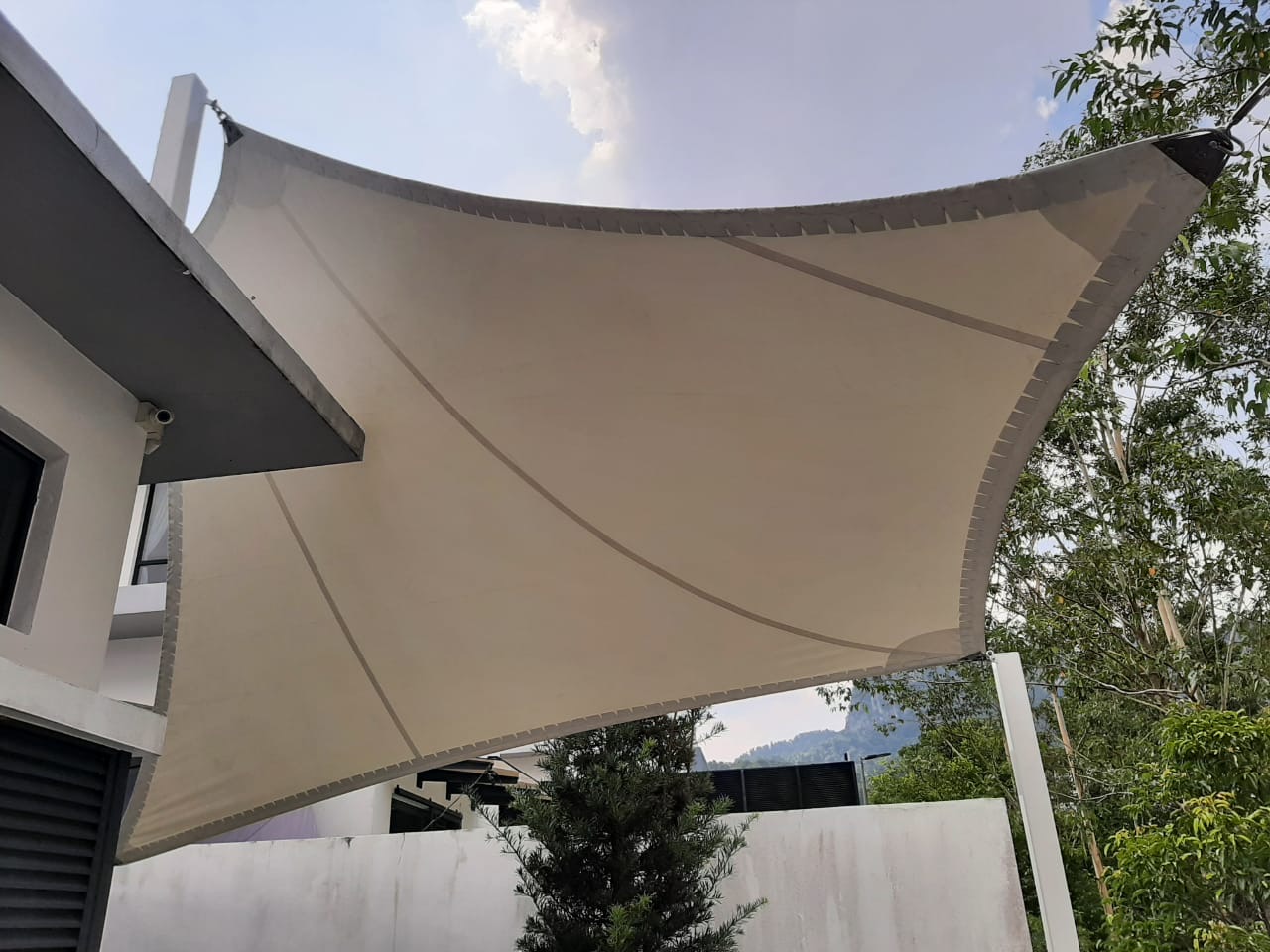 Shade sail porch kereta